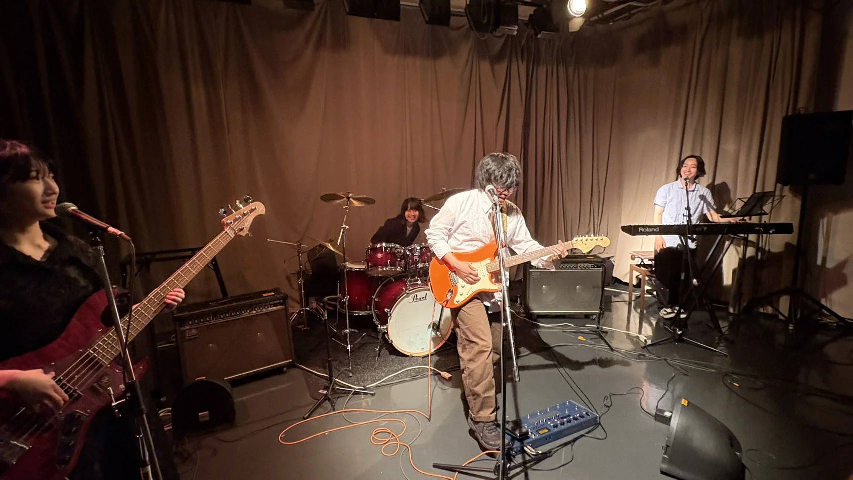 軽音楽部